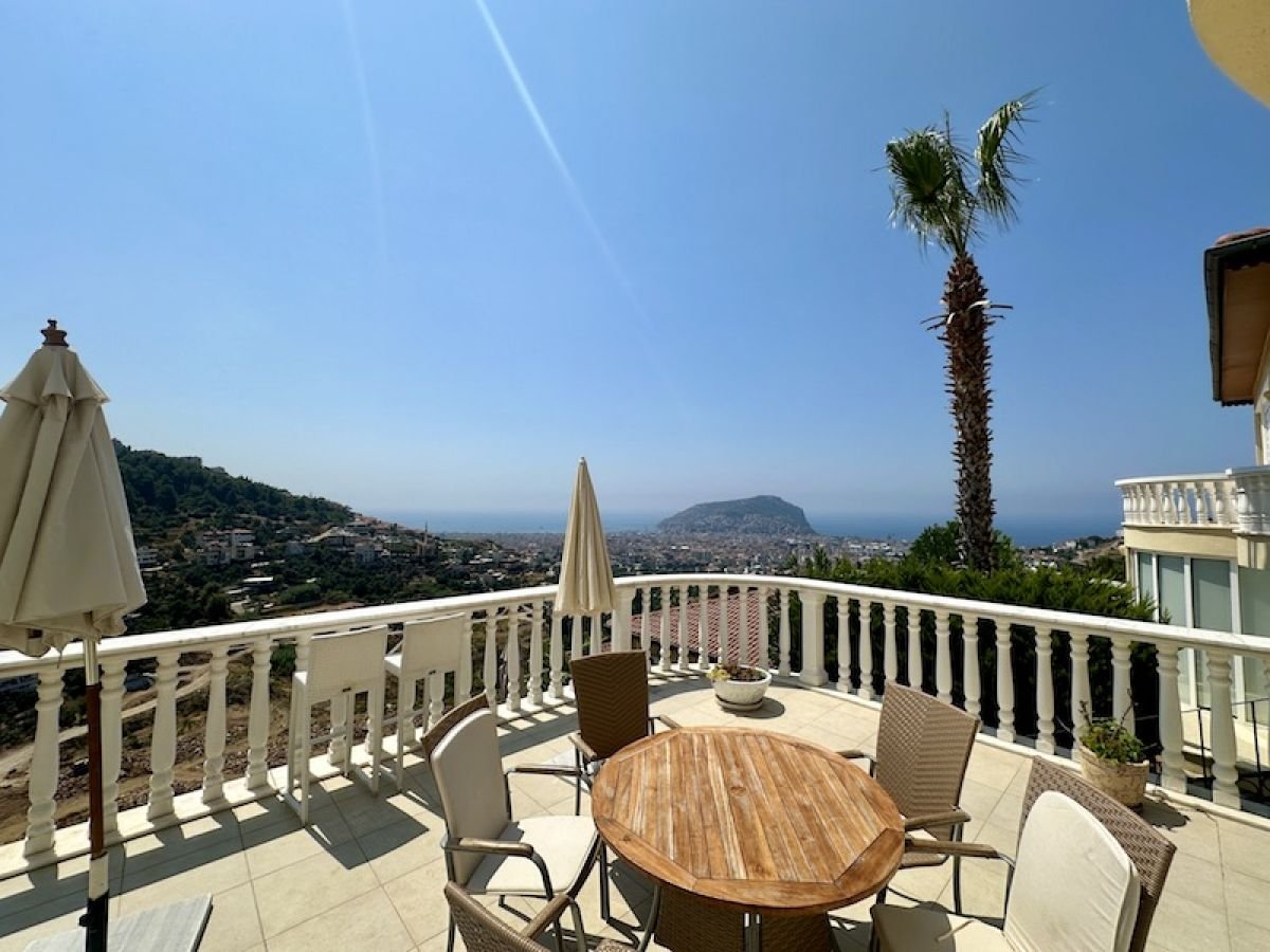 Exklusive Privat Villa mit Meerblick 650