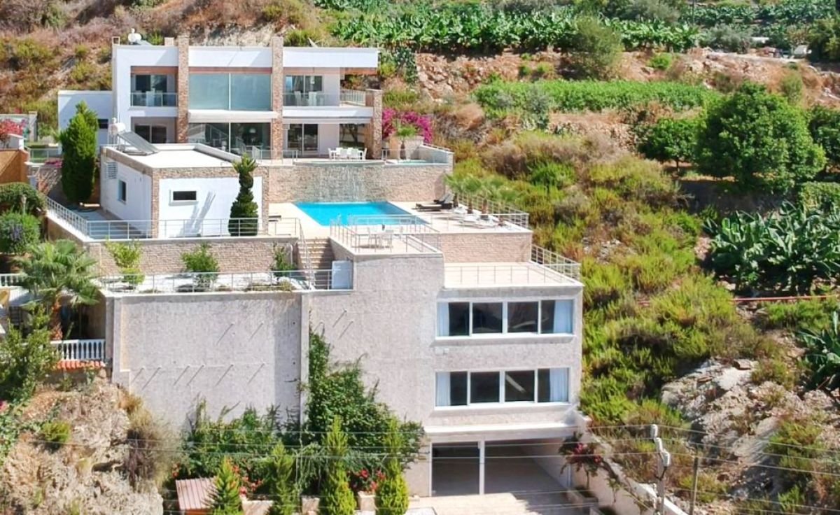 Luxus Villa Mit Einliegerwohnung Alanya Zu Verkaufen