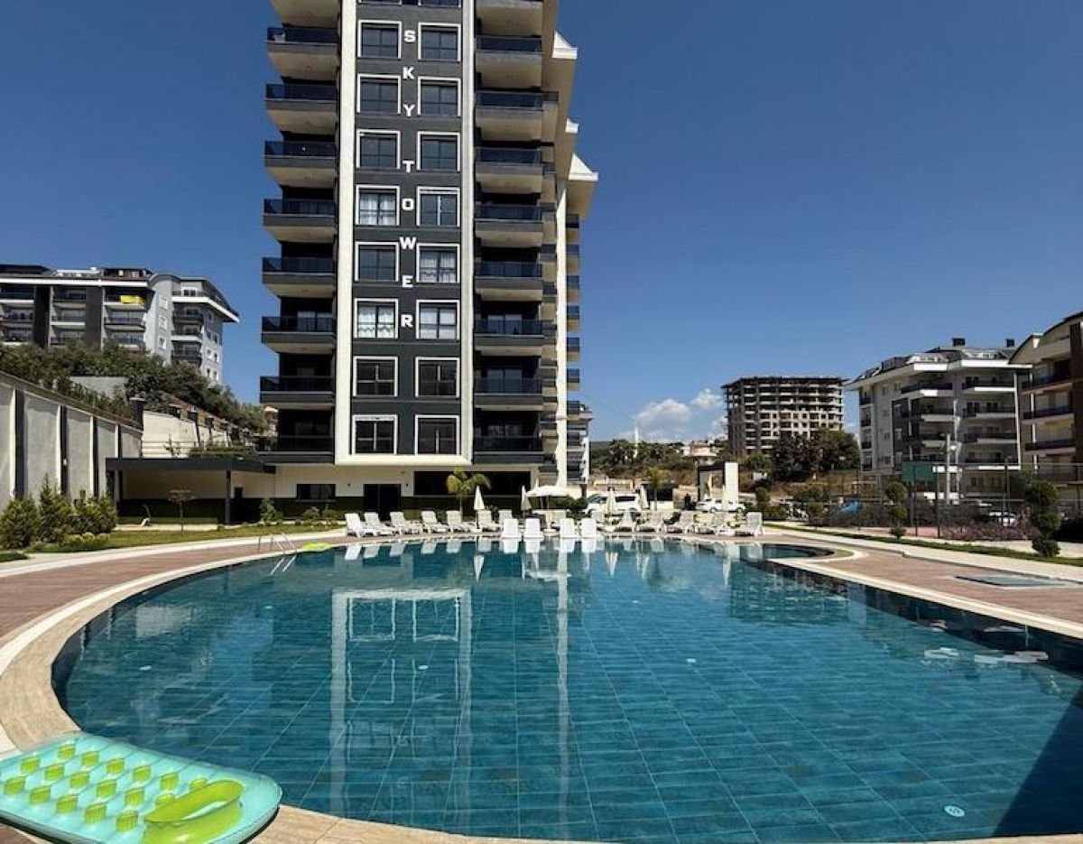 Preiswerte Residenz Penthouse Wohnung AE20