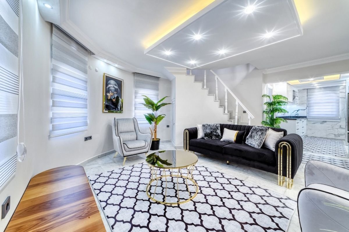 Top Renovierte Villa mit Pool MD53